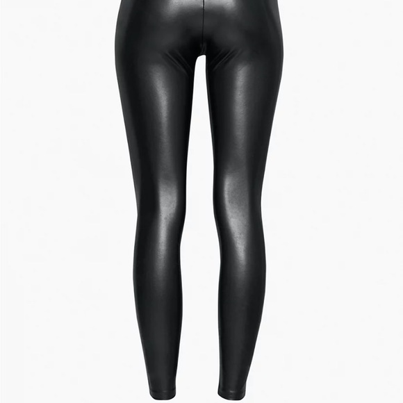 Aritzia Daria Pant - Picture 11 of 14